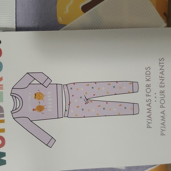 Girls pj's - Picture 2 of 2